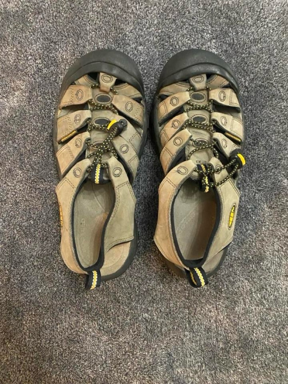 Keen Women's Tan and Black Closed-Toe Hiking Sandals with Yellow Accents